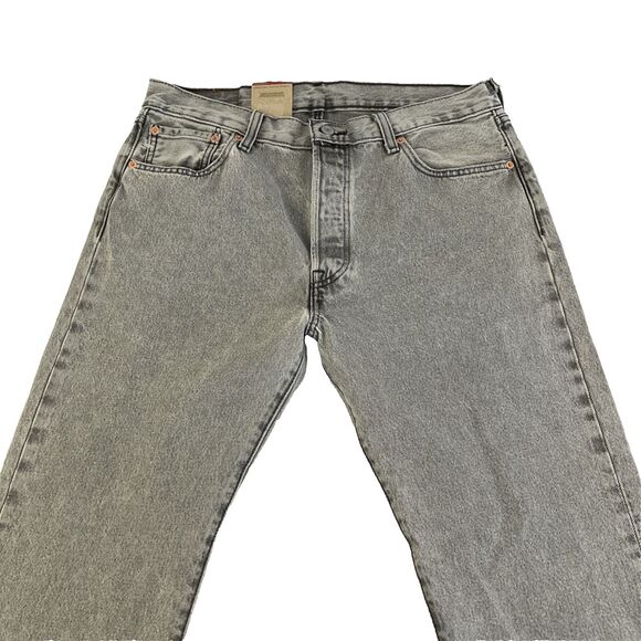 New Mens Levi’s 501 Button Fly Gray Wash Jeans Sz 34x29 NWT Irregular - Picture 4 of 10